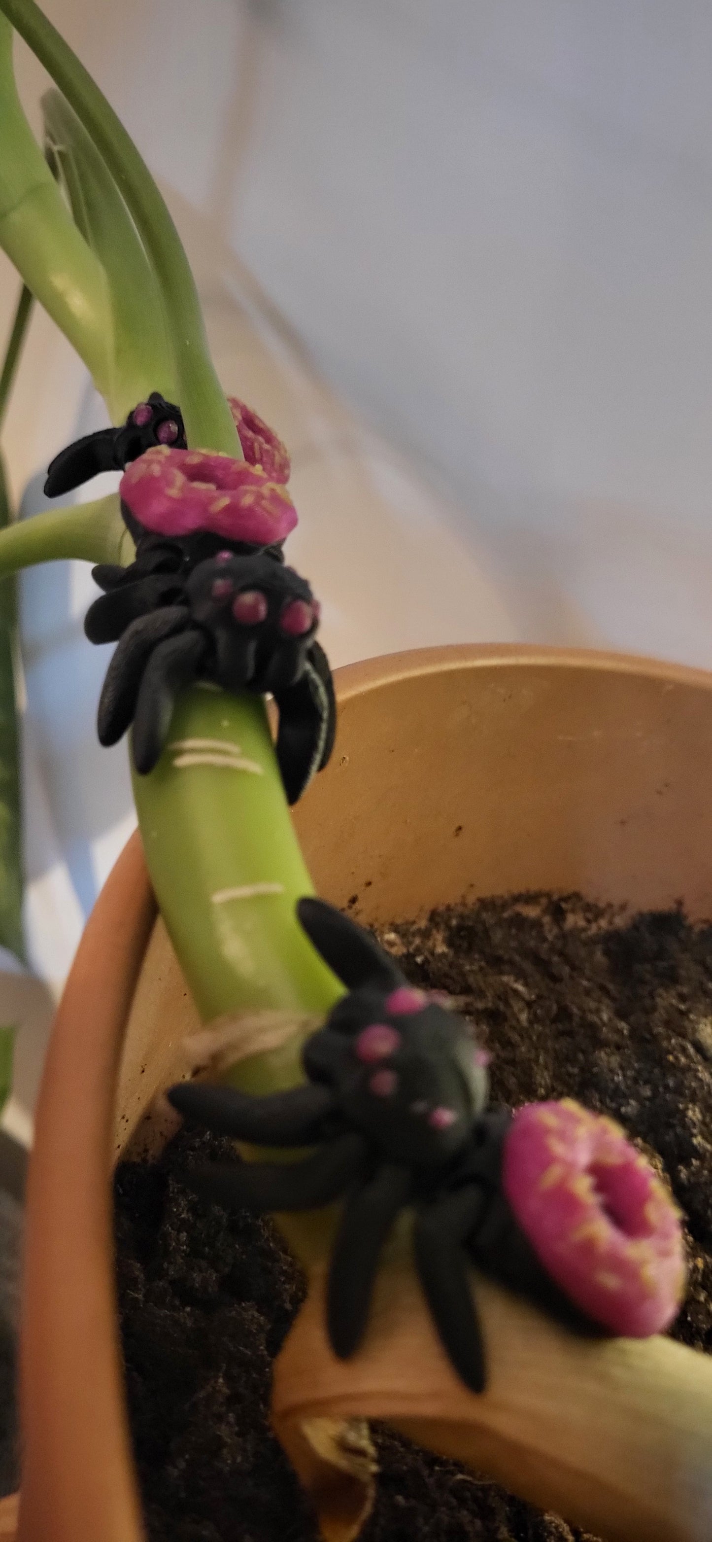 🕷️ Donut Spindel – Söt & Läskig i Perfekt Kombo! 🍩